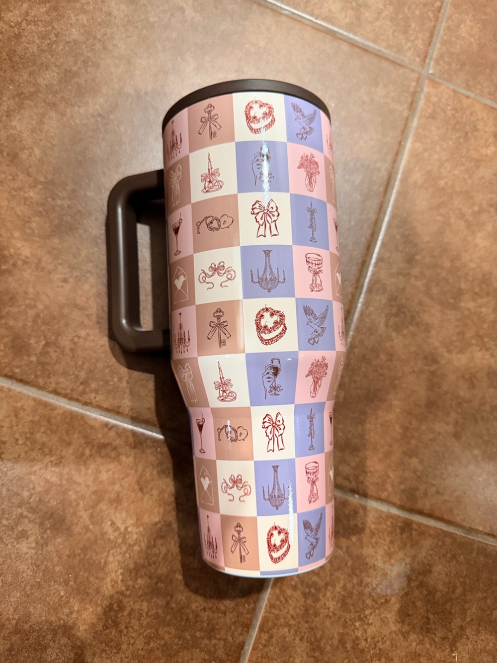 HydroJug x Anthropologie Valentines 40 oz Traveler